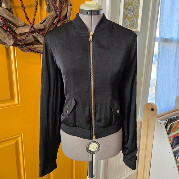 Vintage Y2K J.Lo Black Satin Embroidered Floral Bomber Jacket Large - Picture 1 of 4